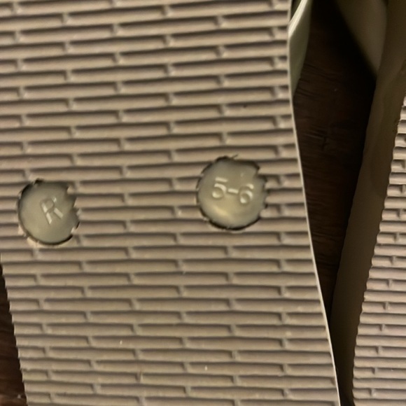 Rustic Cuff Flip Flops - Picture 5 of 5